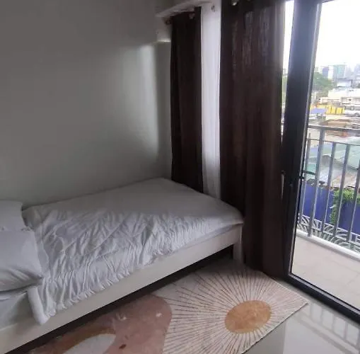 Aparthotel Shore 2 Residences Tower 1 Manila